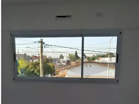 Venta duplex 3 ambientes con patio y cochera