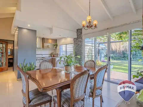 Calle 512 esq. 30 3400