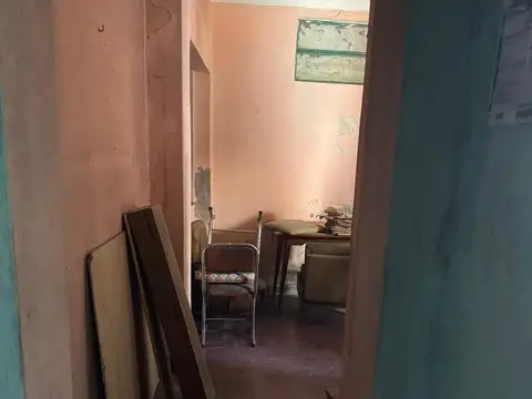 CASA EN LANUS A REFACIONAR