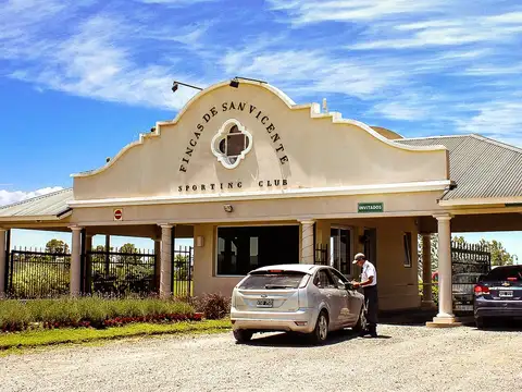 Venta de terreno en Fincas De San Vicente Sporting