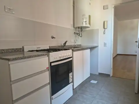 Departamento en Alquiler en Republica De La Sexta, $ 390.000