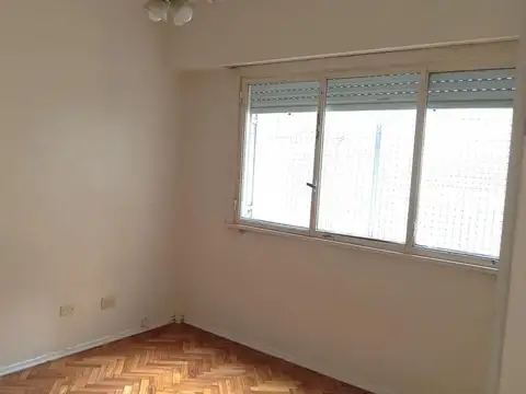 Charcas 3400, Piso 4