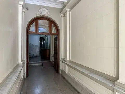 Oficina en Alquiler 50 años