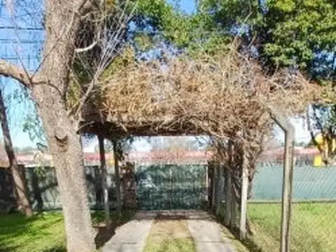 Casa en Alquiler en Pueblo Esther, $ 850.000