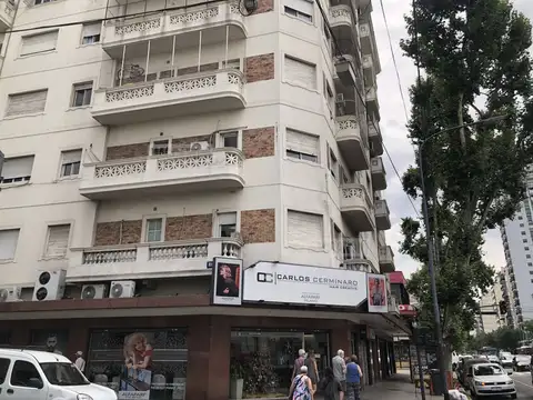 AV RIVADAVIA 8400, Piso 2