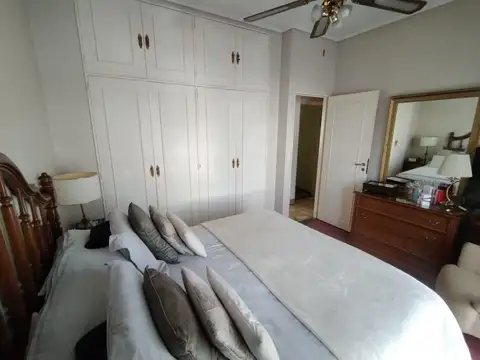 Departamento 5 ambientes con 3 baños