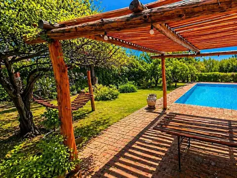 Venta Casa 3 dormitorios con pileta - Bialet Masse