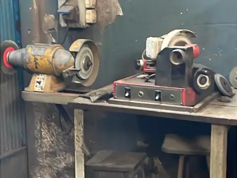 Amado Aufranc e/ Mitre y Saavedra