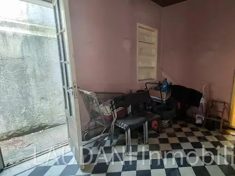 CASA a RECICLAR en Villa Devoto, lote de 8x42