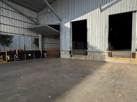 Galpon en Venta 139  mts Fondo