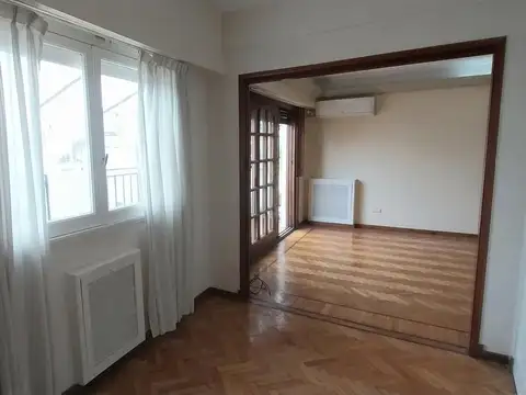 Departamento en Venta en Flores, USD 155.000