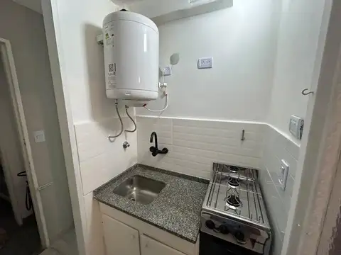 Departamento en Alquiler en Olivos Vías/Río, $ 650.000