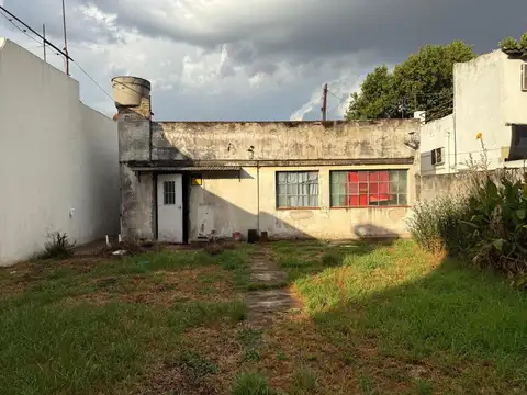 Ideal inversionistas casa a demoler con lote de 333 m2