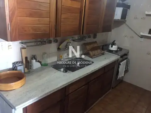 Apartamento en peninsula de 1 dormitorio con vista a la ciudad y al puerto.