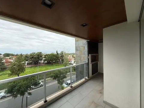 Julio Borda 975