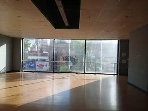 Oficina en Alquiler al Oeste