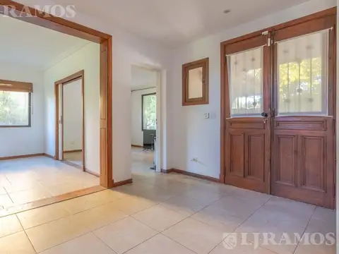 Casa 6 ambientes con 6 baños