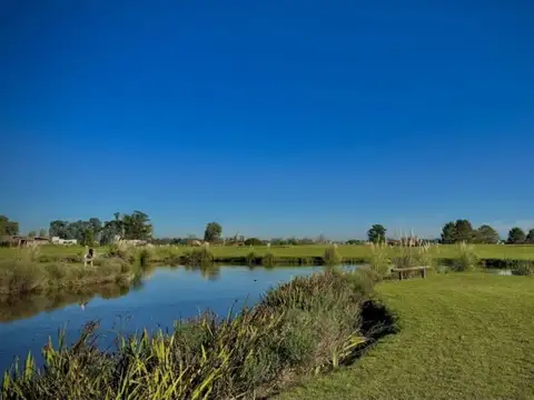 Terreno en Venta 20  mts Frente