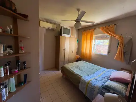 Depto Tipo Casa 6 ambientes con 2 baños