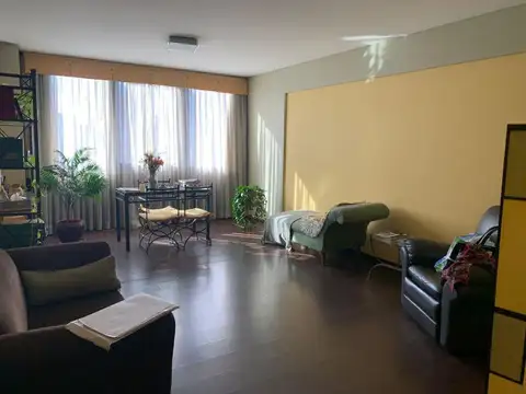 OPORTUNIDAD - OFICINA - CASTELAR SUR - CENTRO