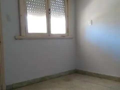 Chalet En Zona Todo El AÃ±o