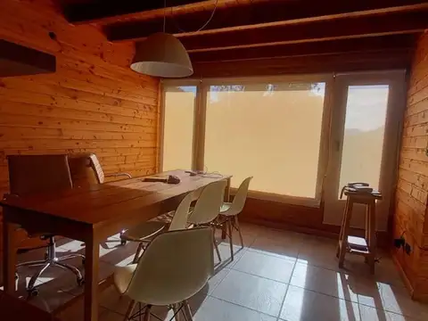 Casa piedra y madera, 3 ha, vista a 2 Cerros