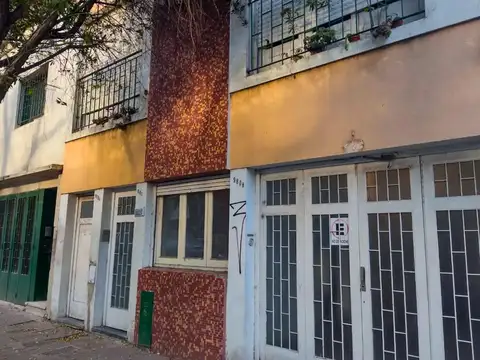 Alquiler Casa 5 ambientes con cochera, calle 48 y 15, LP