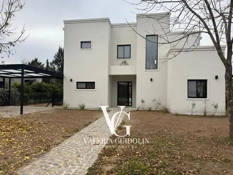 Casa a estrenar !