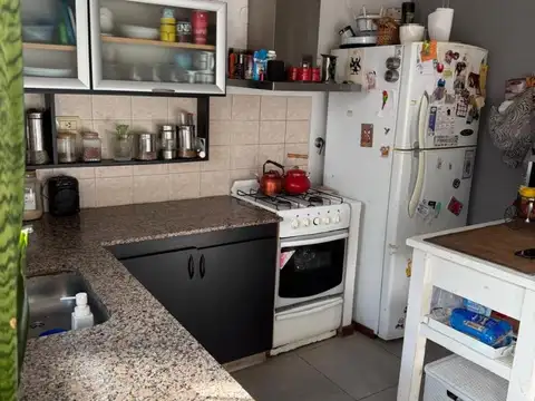 Depto Tipo Casa en Alquiler con 1 cocheras