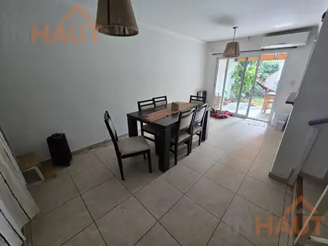 Depto Tipo Casa en Venta de 4 ambientes