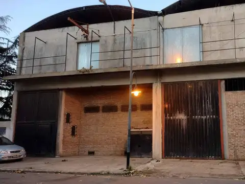 Galpon en Venta en Victoria, USD 2.000.000