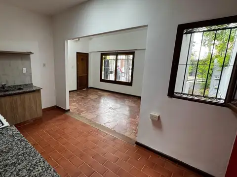 Depto Tipo Casa 4 ambientes con 1 baño