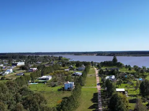 Terreno en Venta 50  mts Fondo