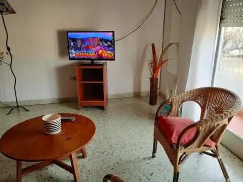 Paraguay e/ Guido Spano y Alsina