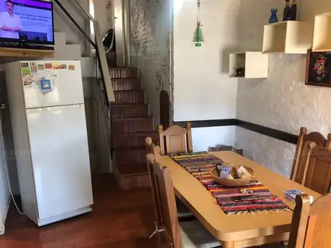 Depto Tipo Casa en Venta con 1 cocheras