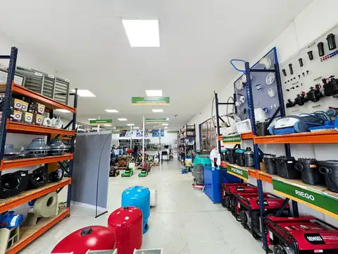 Galpon en Venta 32  mts Frente