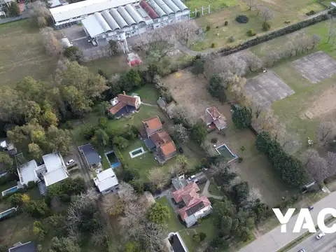 Terreno en Venta de 3300,0 m2
