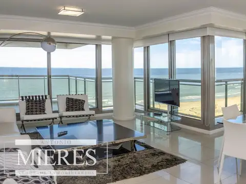 Departamento en Venta en Punta del Este, USD 890.000