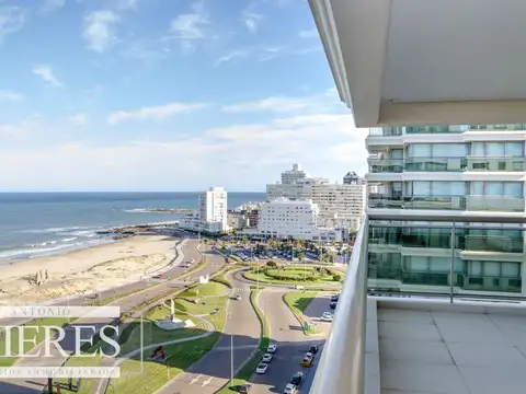 Venta apartamento 3 dormitorios- Playa Brava