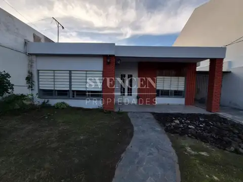 Casa  en Alquiler en Los Cedros, Quilmes Oeste, Quilmes