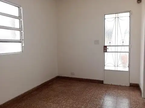 Depto Tipo Casa en Alquiler de 3 dormitorios