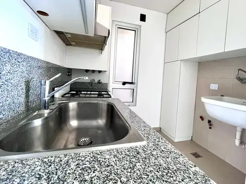 Departamento en Alquiler con 1 cocheras