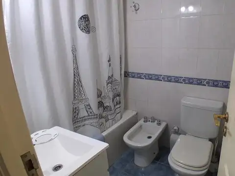 Departamento en Alquiler con 1 cocheras
