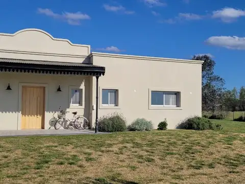 Venta de Casa en Chacra de 1ha en Haras el Malacate, naturaleza y seguridad