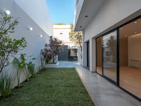 Casa 4 Ambientes Venta Villa Gral. Mitre Jardín