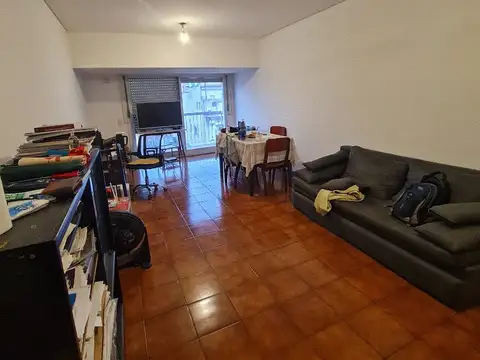 Riobamba 100, Piso 9