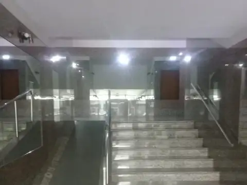 Excelente departamento 4 ambientes con cochera y baulera