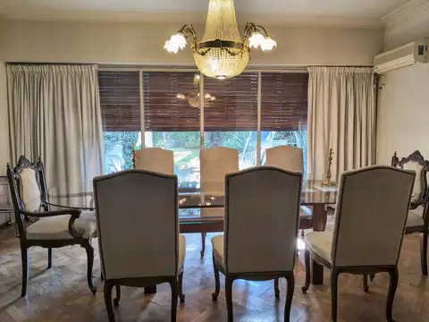 Casa en Venta en Godoy Cruz, USD 170.000