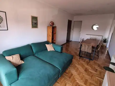 Avenida Bartolomé Mitre 1300