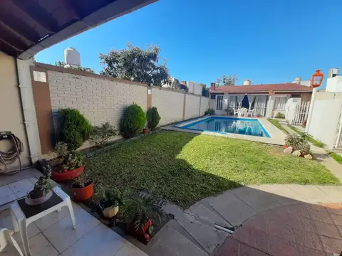 Casa en Venta en Villa Lynch, USD 240.000